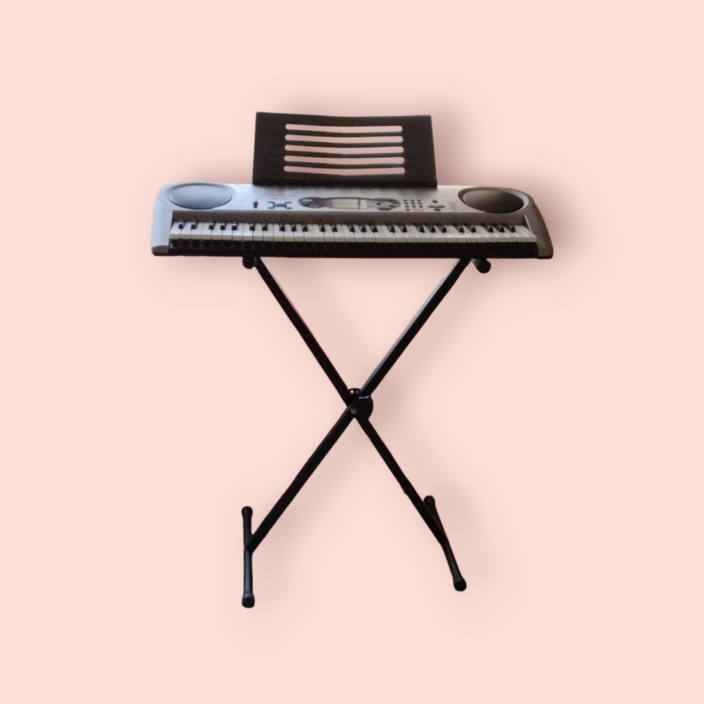 Casio Electronic Keyboard LK44 midi piano with stand